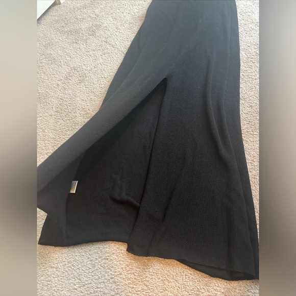 Womens Dissh Asher Black Knit Maxi Dress Slit Size Medium Scoop Neck - Picture 9 of 9